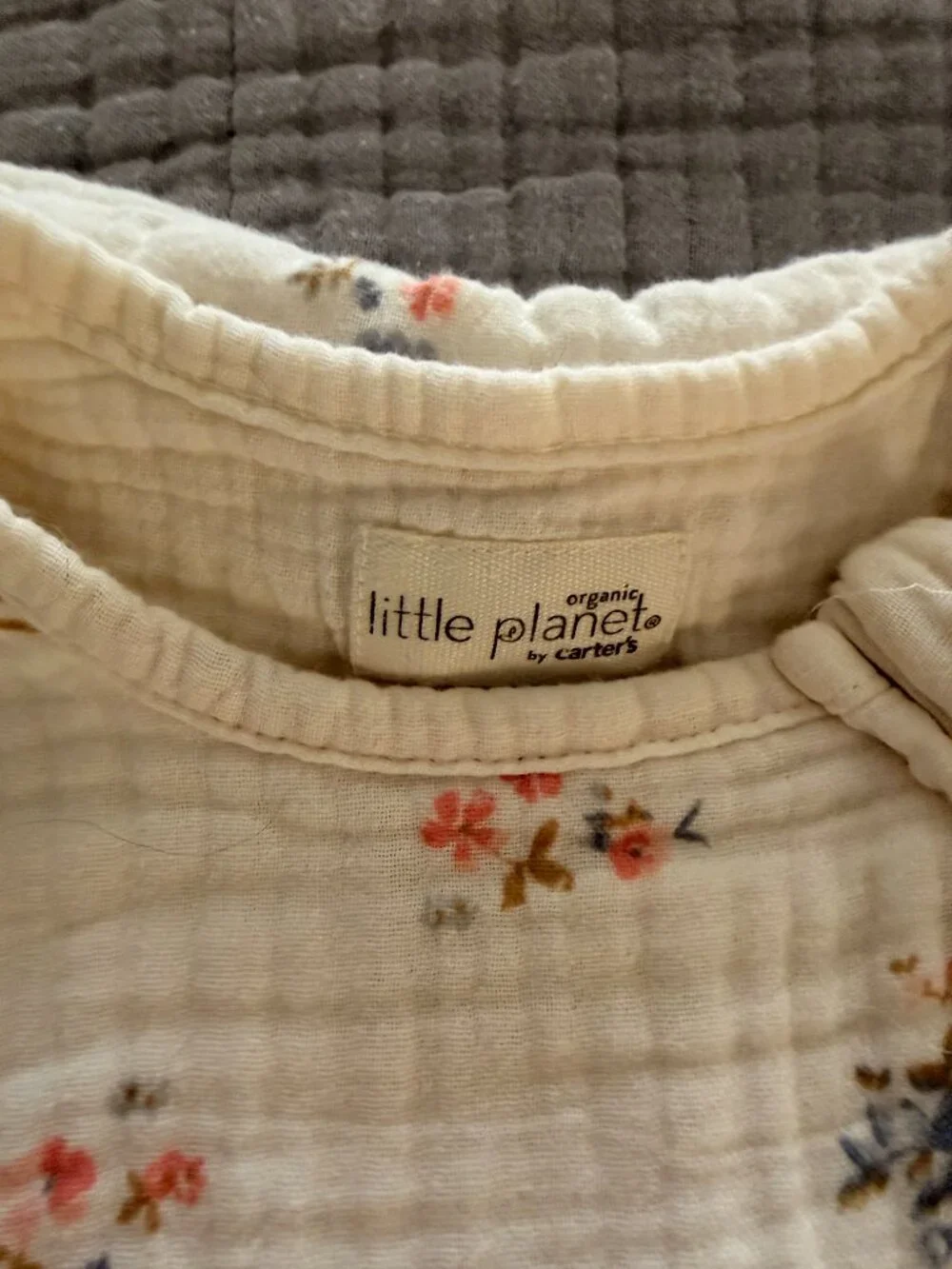 Little Planet (by Carters) Flower Print Muslin Sleep Sack - Size S (0-6 months)